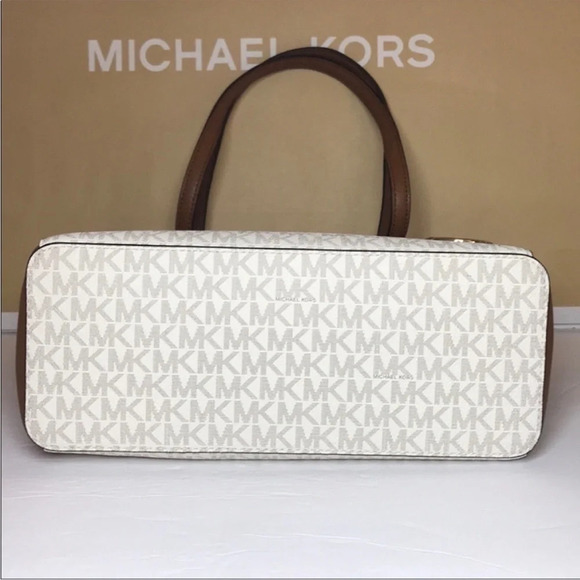 Michael Kors Charlotte LG TZ Tote Vanilla/ Brown Leather - Picture 7 of 9